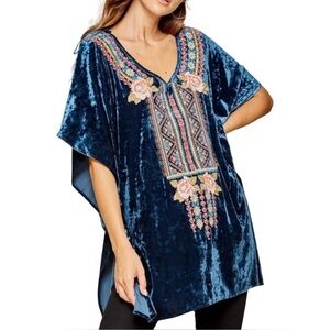Andree by Unit Velvet Teal Floral Embroidered Tunic